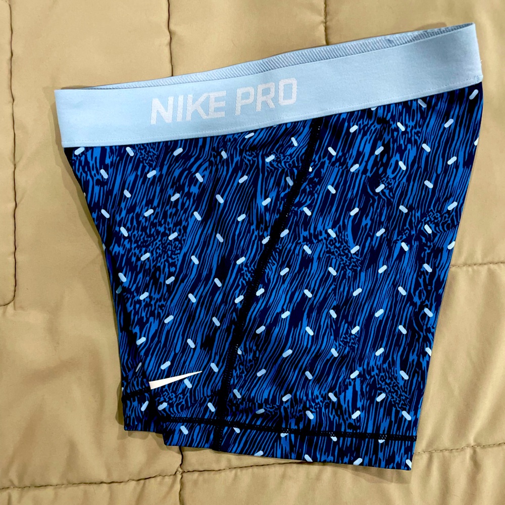 Nike pro dri-fit spandex - size small - like new